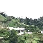 Nova Mountain N Sunrise View Hilltop Hotel Apartment In Cameron Highlands